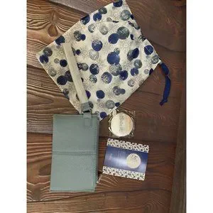 thirty one Accessories Thirtyone Thirty One 3 Gifts Hello Happy Bag Bundle December Sparkle Wcompact Poshmark